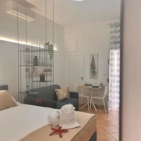Ostuni Ayla