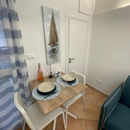Ostuni Ayla Apartment *