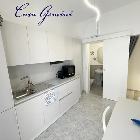 Ostuni Ayla *